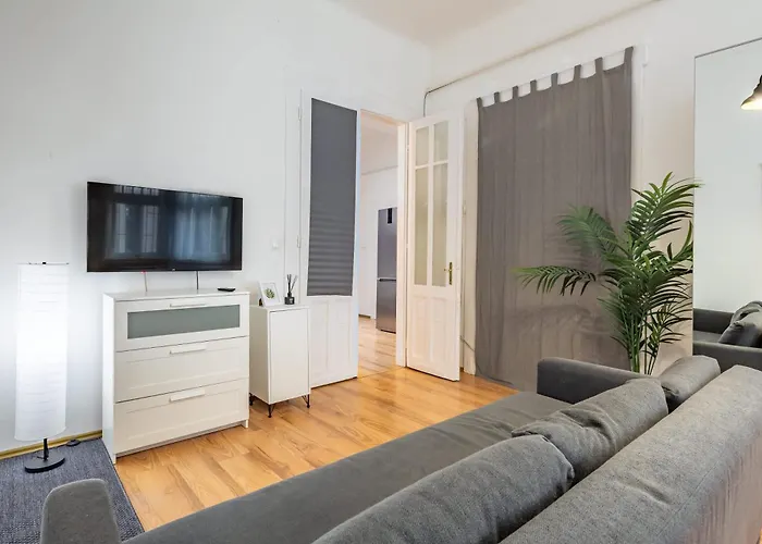 Riverside Cozy And Spacious * 布达佩斯